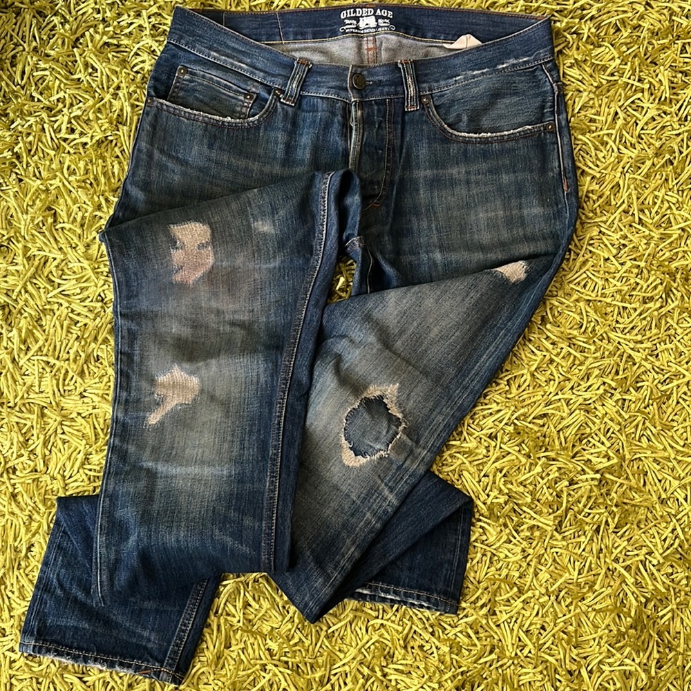 Mens jeans in distressed look